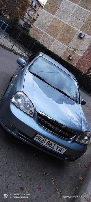 Lasetti 1.8  sotiladi