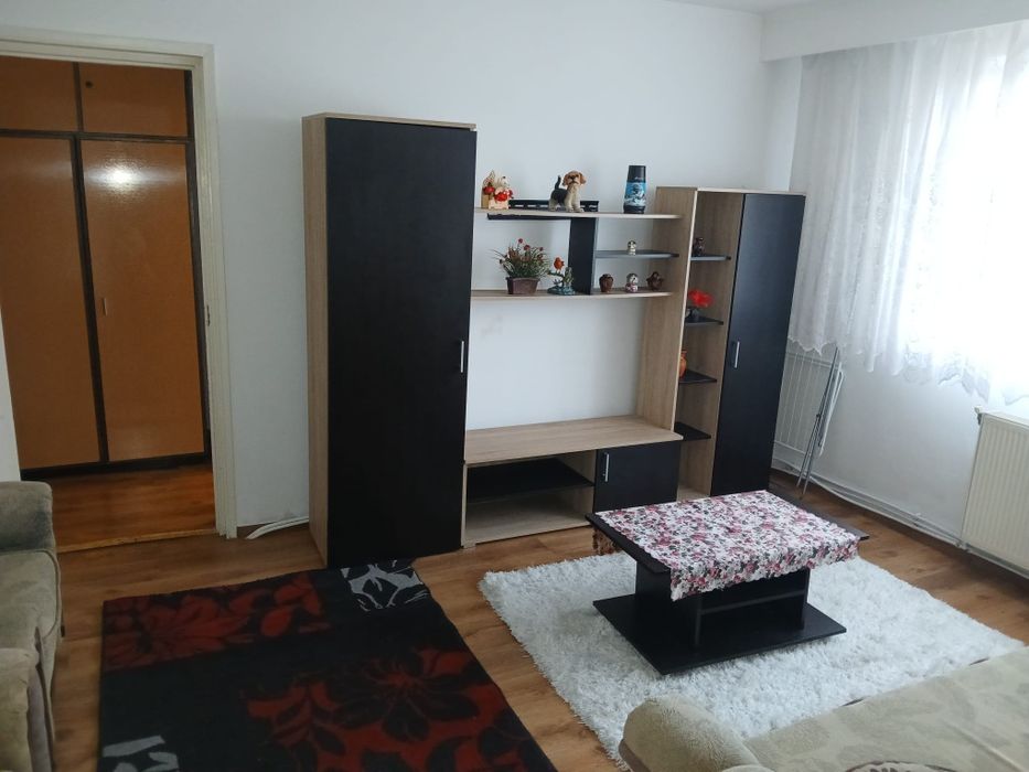 Inchiriez apartament 2 camere Bălcescu