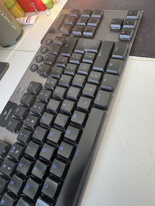 Logitech K915 TKL Lightspeed