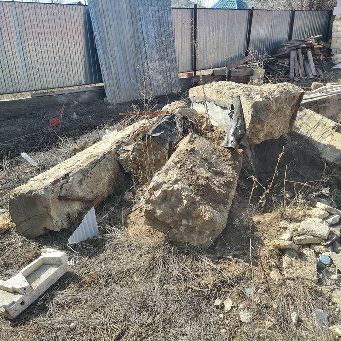 Отдам даром плиты