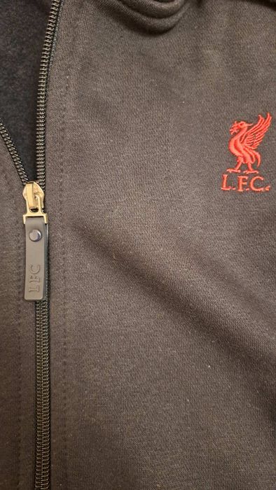 Оригинален анцуг на Liverpool