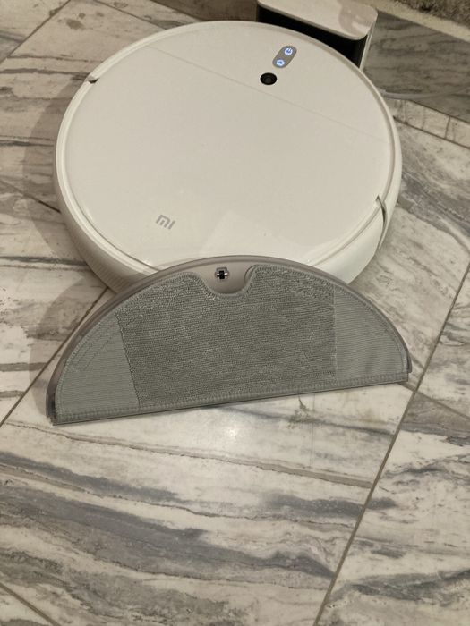 Робот прахосмукачка Xiaomi Mi Robot Vacuum Mop Cleaner
