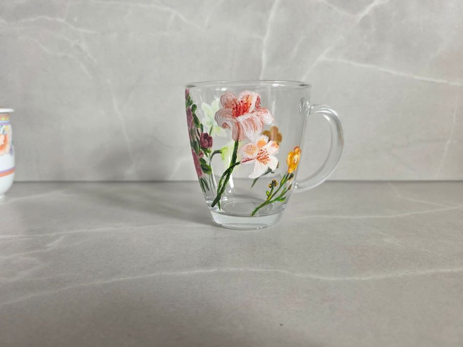 Ръчно рисувани чаши