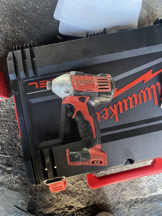 Импакт Milwaukee 18m 180nm