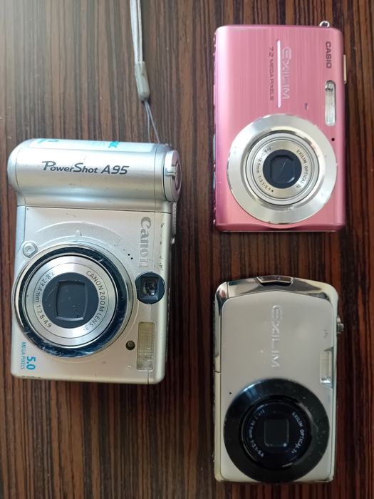 Aparate foto DEFECTE