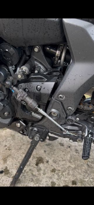 Yamaha R7 2024.