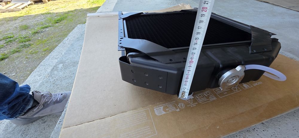 Radiator tractor fiat someca 580.680.780 din cupru se poate trimite prin curier rapid în toată tara