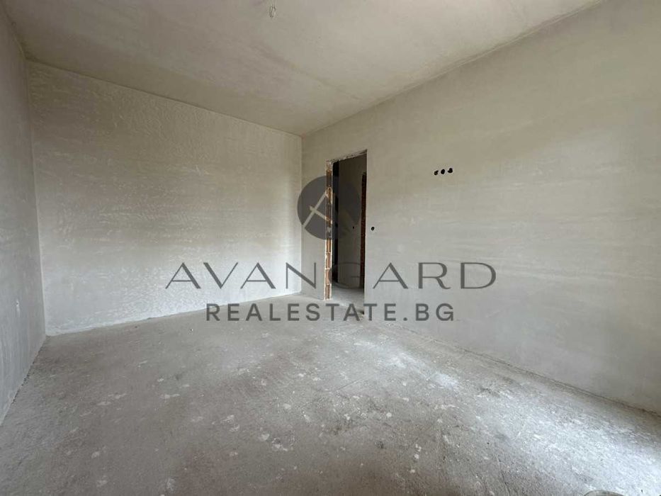 Продава се Тристаен апартамент в Пловдив, Кючук Париж - 109 кв.м за 731 €/кв.м - Снимка #4