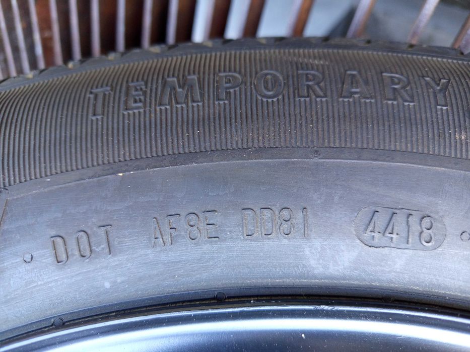 резервна гума патерица Нисан Рено Дачия Дъстър 16 цола, крик, кука