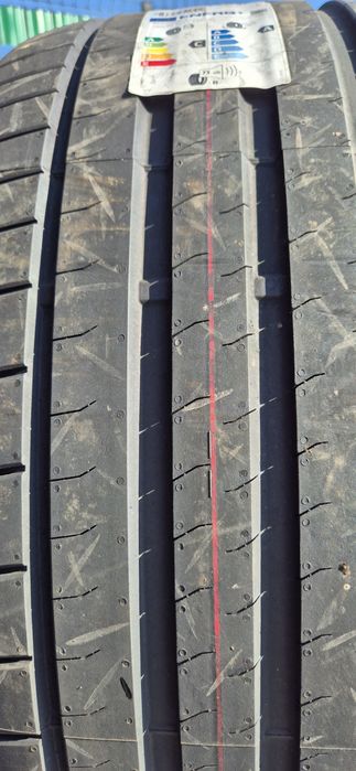 285 40 21 Bridgestone o bucată, depozit anvelope