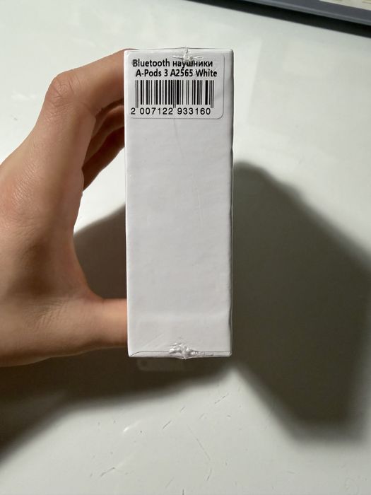 AirPods 3 в пленке