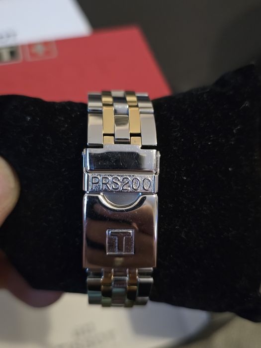 Страхотен часовник Tissot PRS 200