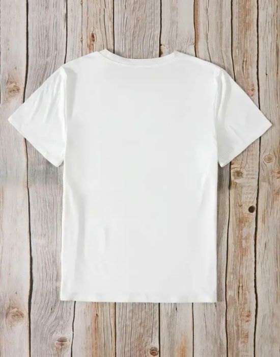 Tricou alb mărimea L disponibil