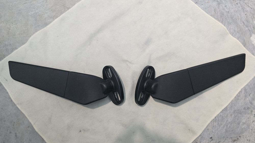 Огледала пистов мотор комплект