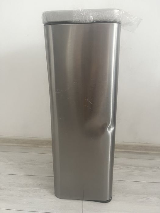 Урна с пепельницой (бракованная)