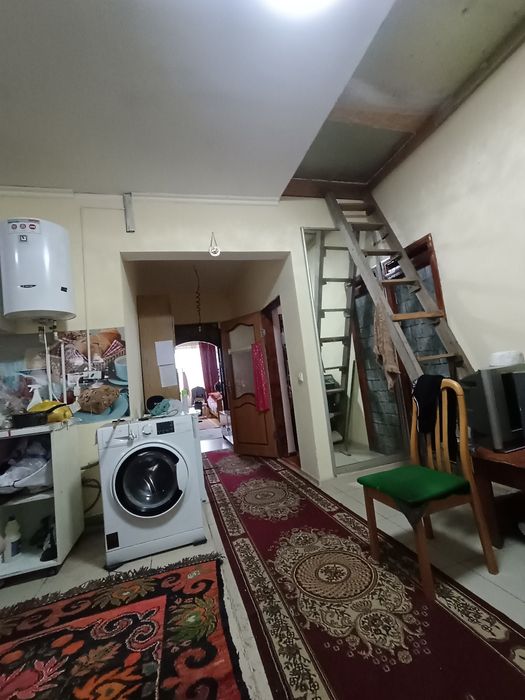 Продам 2 дома на одной территории