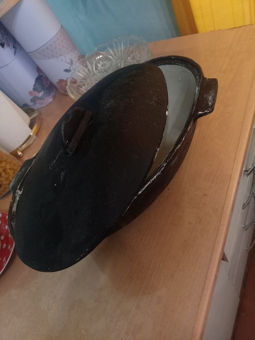 Утятница--казан чугунный (СССР)