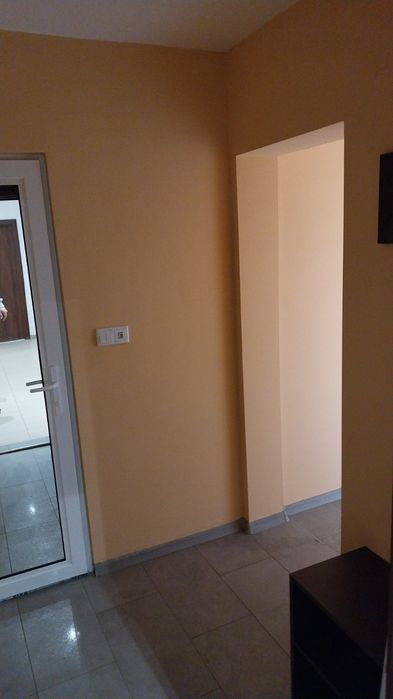 Самостоятелни студия в Божурище