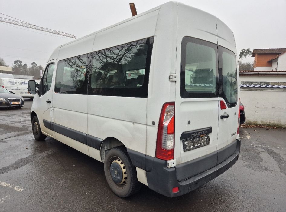 Vand RENAULT MASTER III 08.2018  8+1 locuri Avariat import GERMANIA