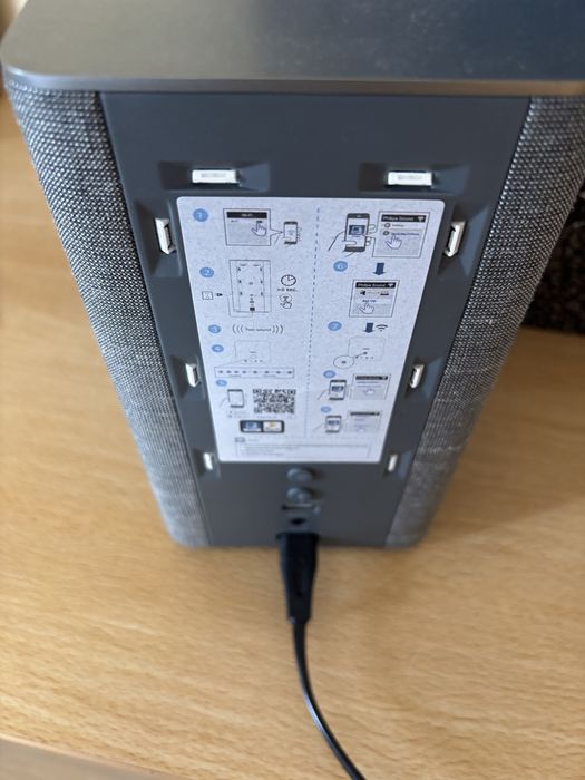 Philips тонколонка