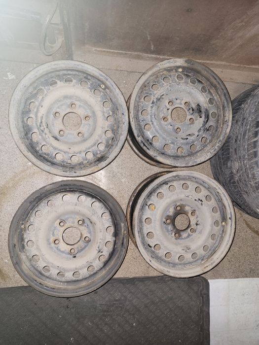 Продам диски железные от Ниссан