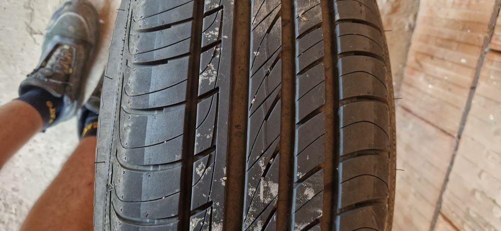 Cauciucuri vara 235/65/17, Plus un set de jante