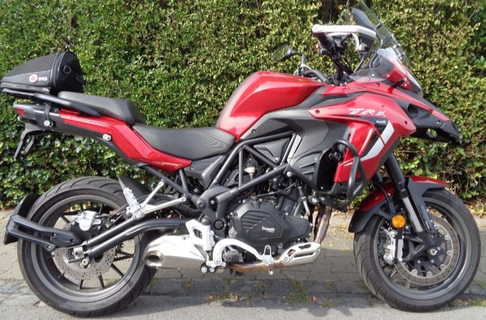 Benelli Trk 502 Stradale Ediție Italia An 2022 7000 Km Stare Perfectă