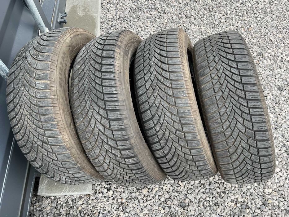 Продавам 4бр. зимни гуми Bridgestone BLIZZAK LM005 215/65/17 DOT2624!