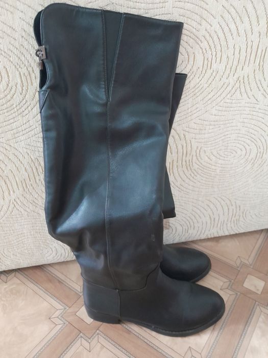 Продам сапоги весна.