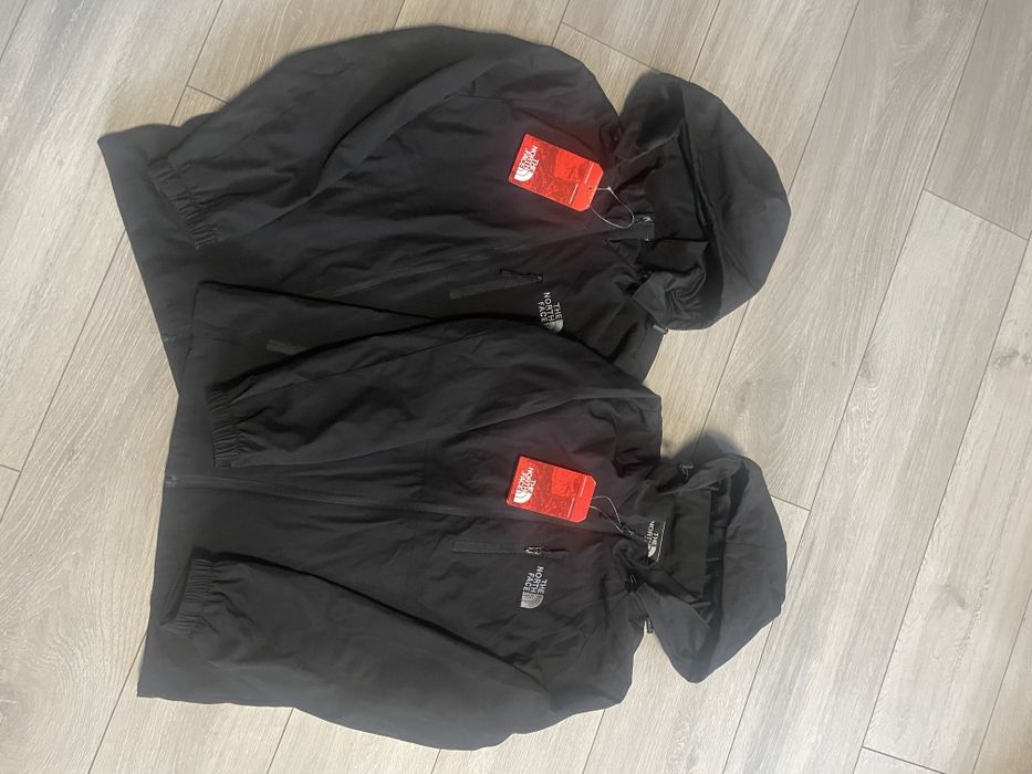 The North Face ветровка