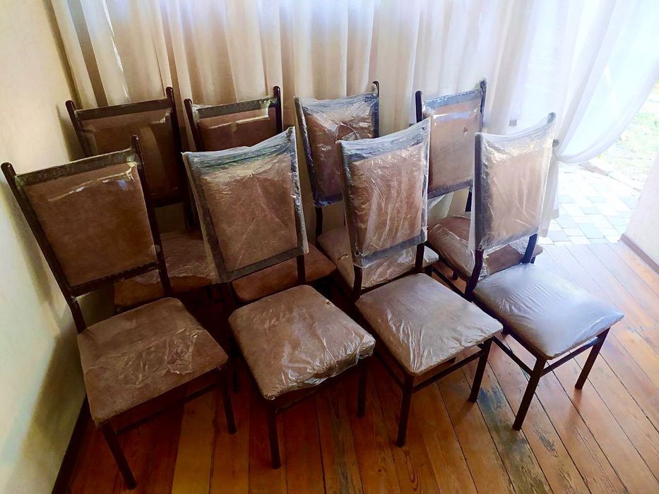 Стол, стулья в зал