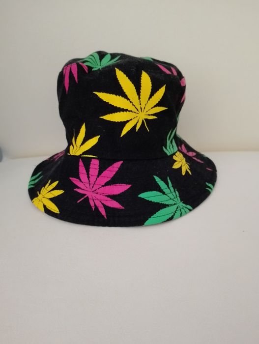 Vând pălărie sport/fashion, produs de calitate.