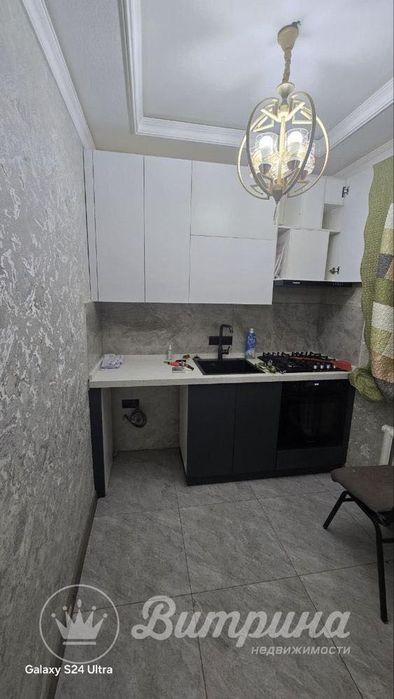 Продается 2х комнатная квартира на ЭКО базаре Мирзо Улугбекский район