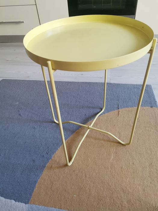 Masa de servit stil Ikea