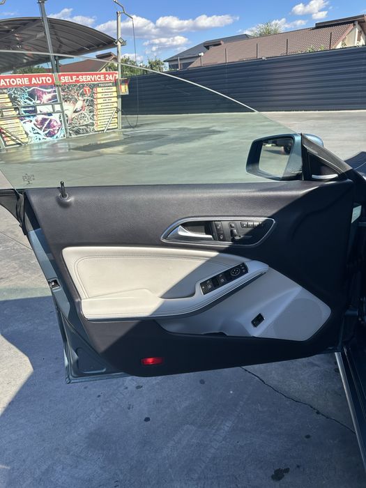 Mercedes CLA 250