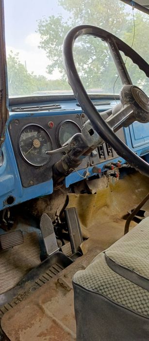 Продам зил сельхозник.