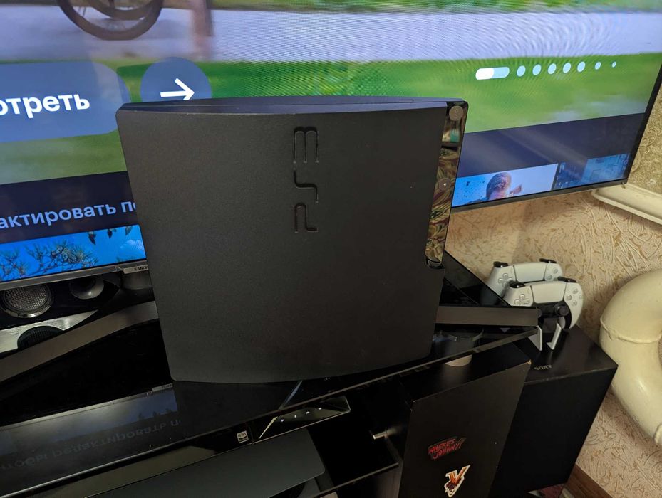Срочно PlayStation 3 Slim в идеале 500 GB!