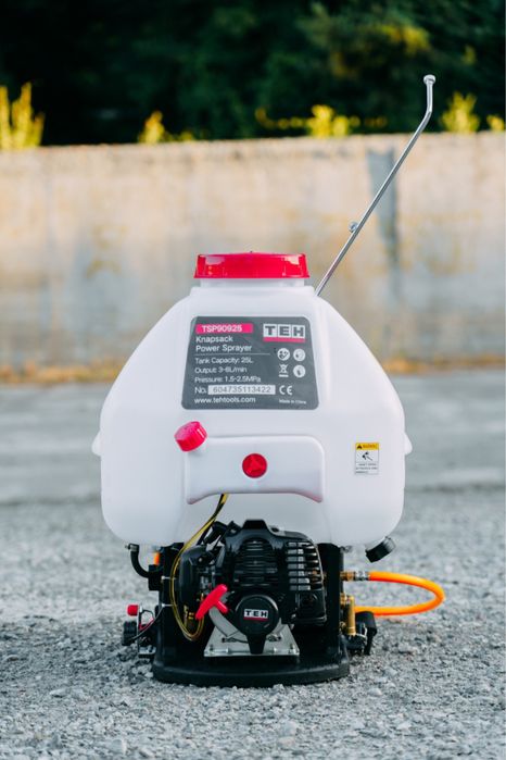 Опрыскиватель бензиновый 25л