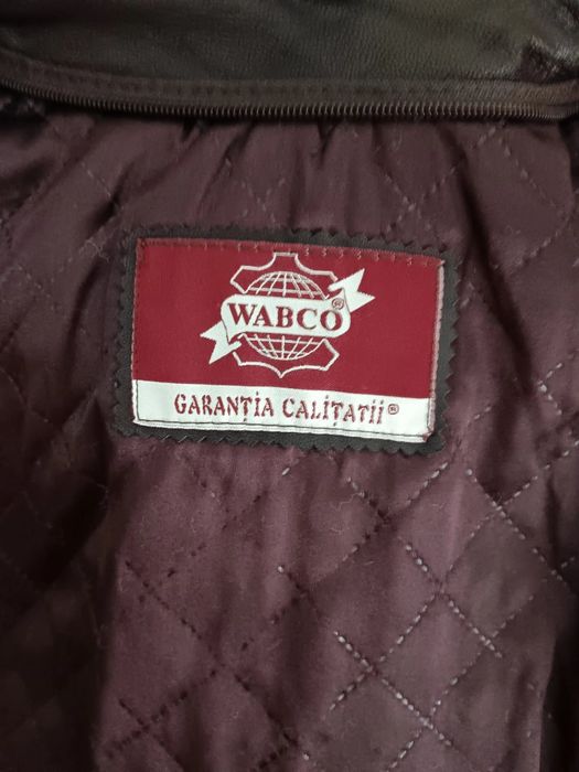 Geaca din piele naturala (este moale ca mănușa) dama cu gluga demontab