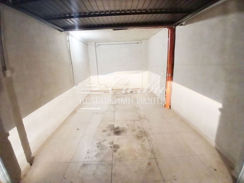 Продава се Гараж / Паркомясто в Шумен, Пожарната - 20 кв.м за 1097 €/кв.м - Снимка #1