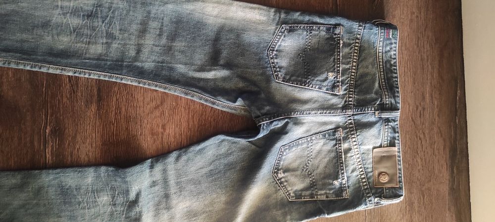 Мъжки дънки Diesel