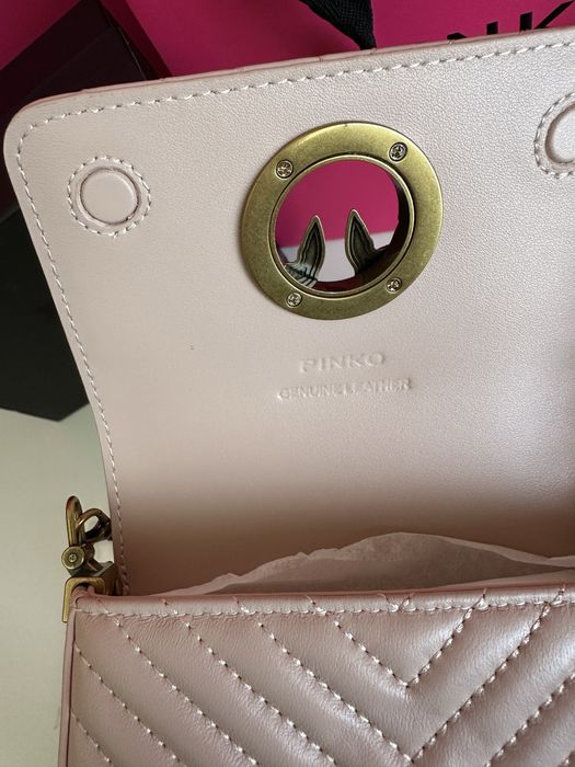Чисто нови чантички Pinko Micro Love Click Bag