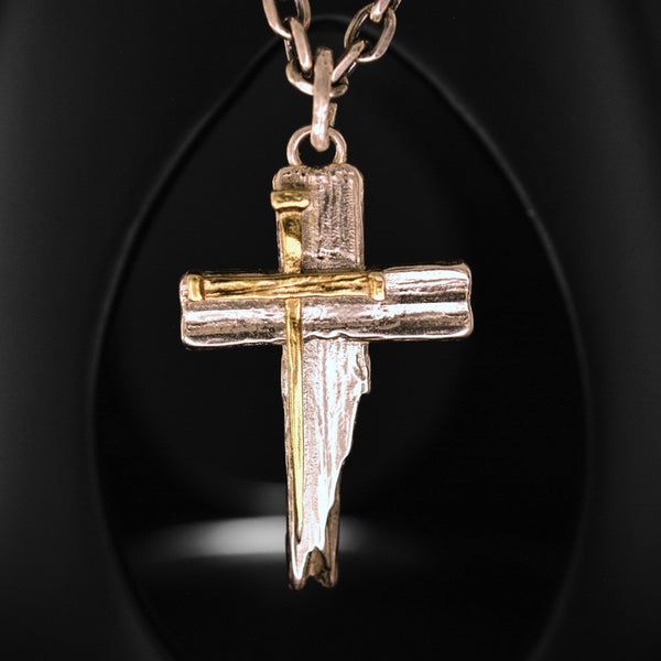 Сребърен медальон 925 – масивен мъжки кръст, символ на вяра