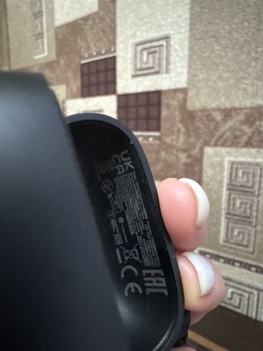 Продам наушники Redmi