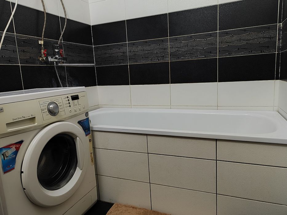 2 комн в центре Абая