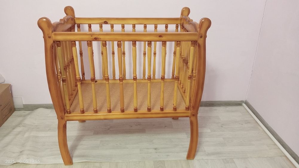 Кроватка детская