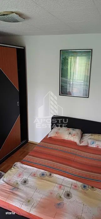 Apartament cu 2 camere, etaj 4 cu acoperis, zona Dacia — fotografia 3