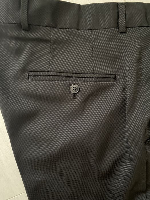 Мъжки костюм TEODOR номер 52 и риза PIERLUCCI M