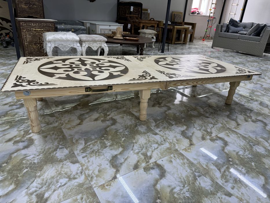 Столы для дома и празника