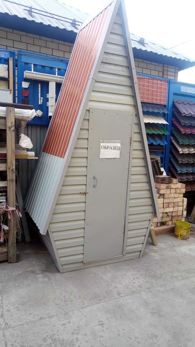 Туалет дачный, алтайский домик